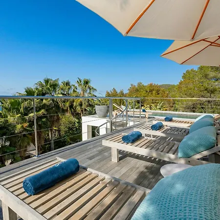 Villa In Cala Salada Sleeps 14