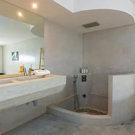 In Cala Salada Sleeps 14 Villa *