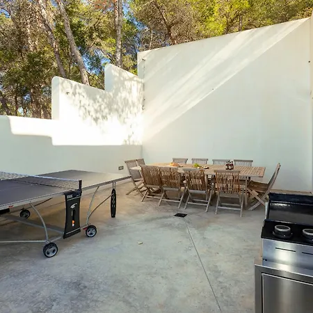Villa In Cala Salada Sleeps 14