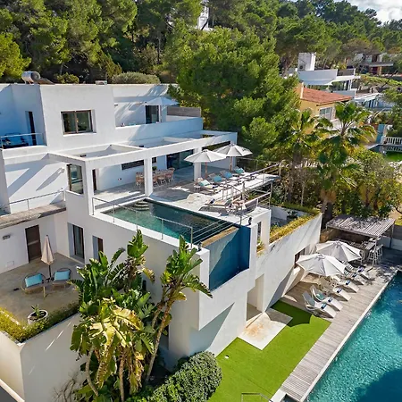 In Cala Salada Sleeps 14 Villa San Antonio (Ibiza)